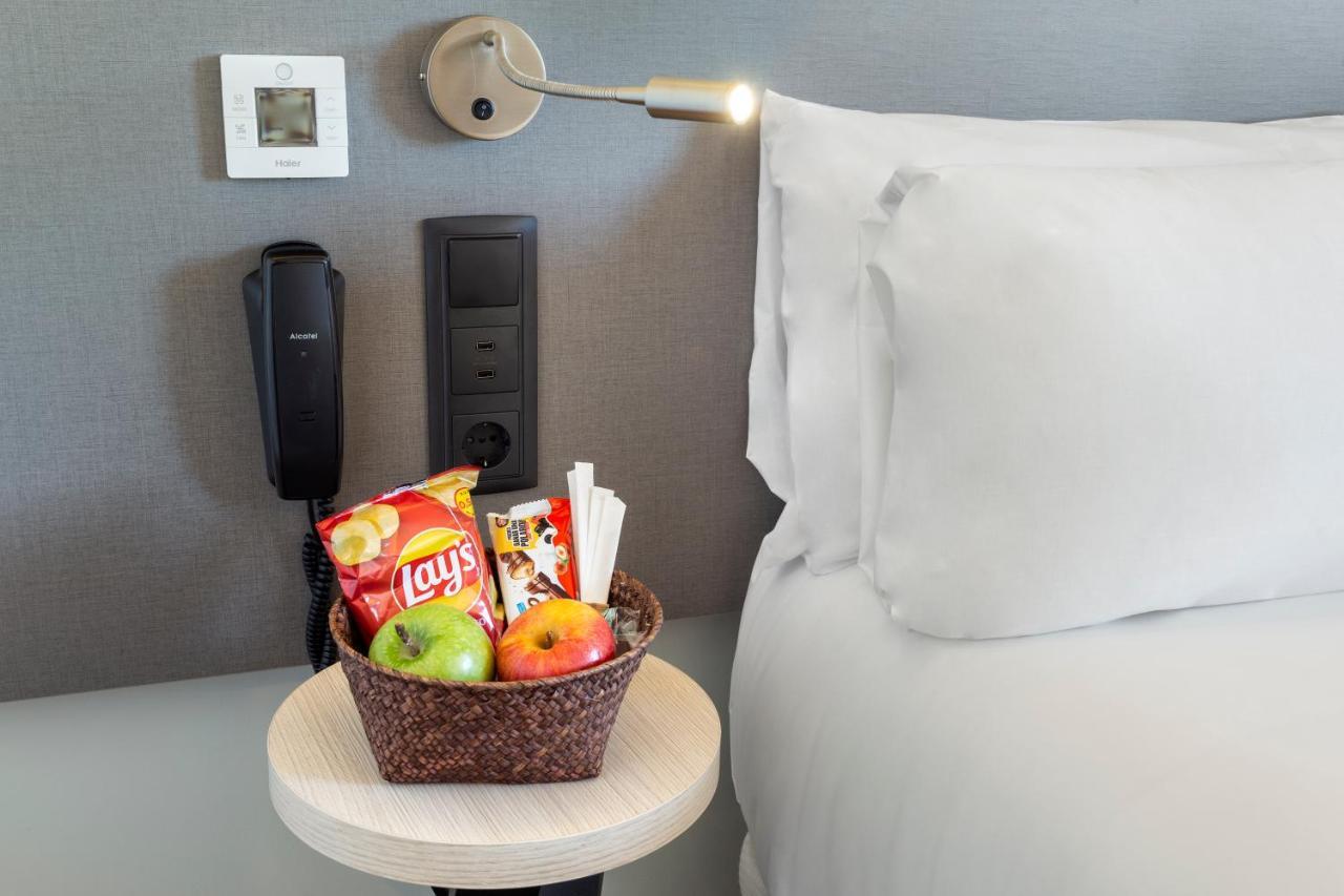 B&B Hotel Barcelona ルビー エクステリア 写真