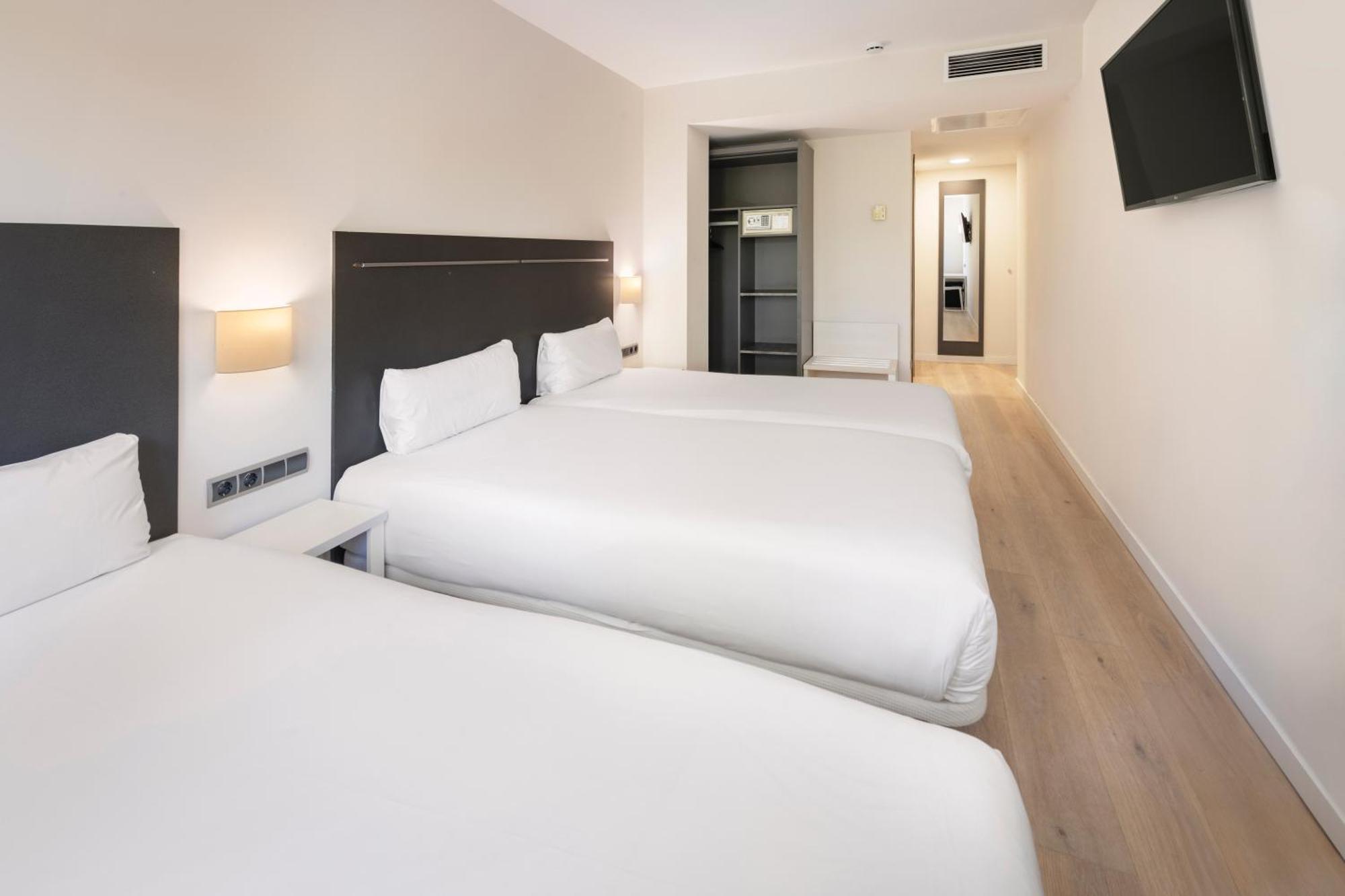 B&B Hotel Barcelona ルビー エクステリア 写真