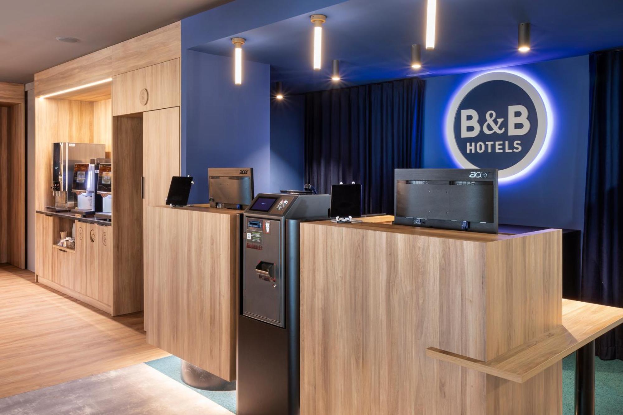 B&B Hotel Barcelona ルビー エクステリア 写真