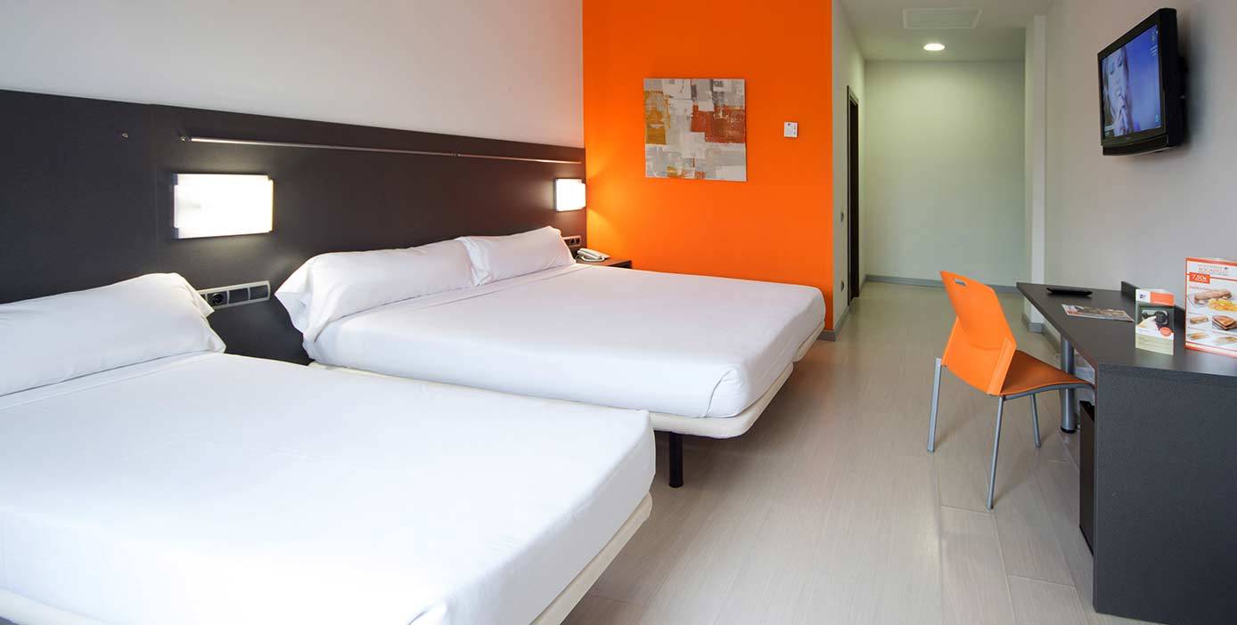 B&B Hotel Barcelona ルビー エクステリア 写真
